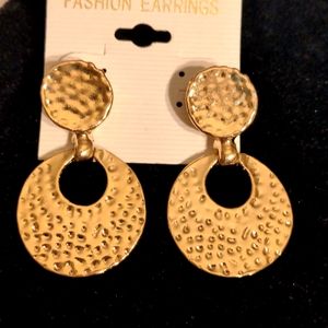 ❤️ Gold Hammered Drop Earrings NEW